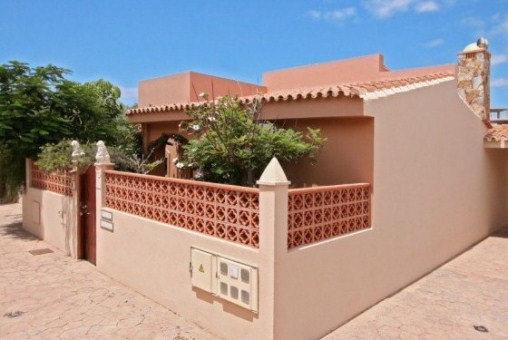 Charming corner bungalow close to the beach of Corralejo, Fuerteventura